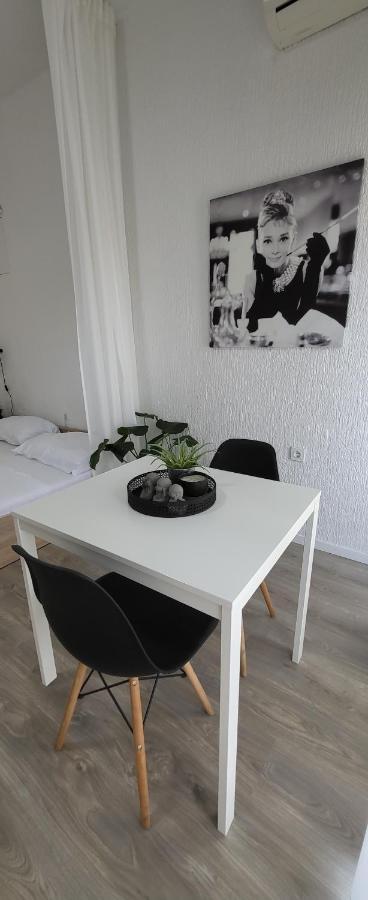 Balance 7 Apartment Koper Luaran gambar